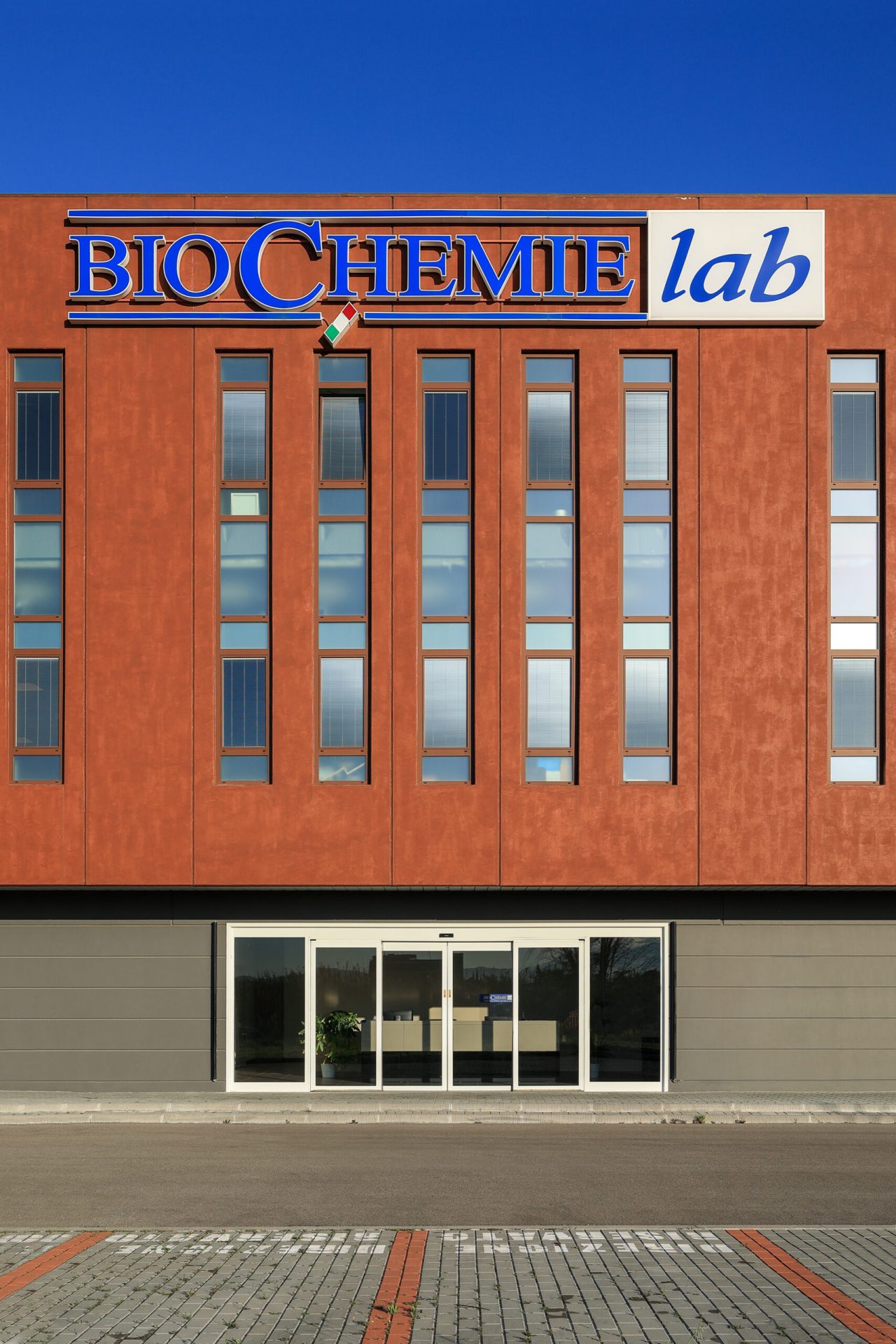 Biochemie Lab 17 Valentini Studio GM GM Valentini Studio Project Management